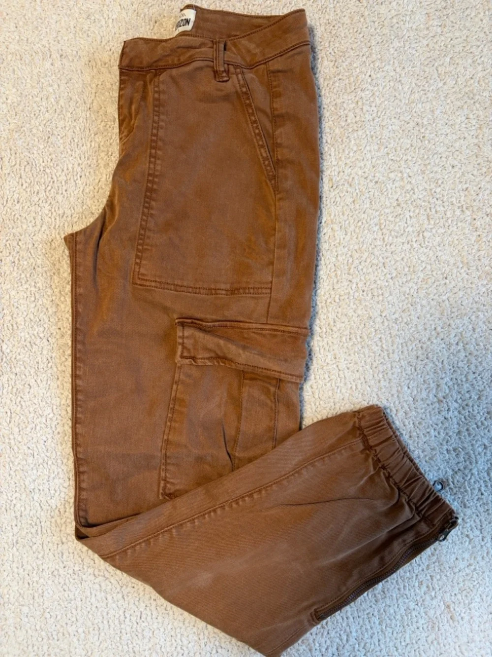 Women's Herizon Niki Cargo Jogger Pants - Picture 4 of 8